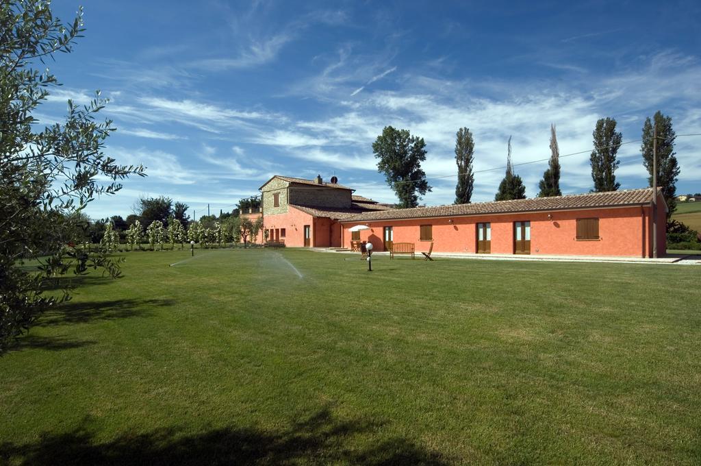 Agriturismo Casale Le Selvette Ripa Exterior photo