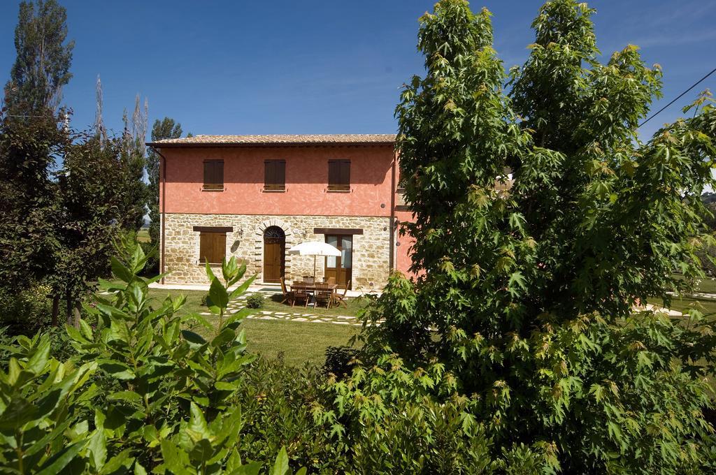 Agriturismo Casale Le Selvette Ripa Exterior photo